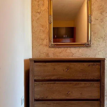 Super Centre - 3 Min From The Beach Apartment