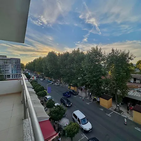 Super Centre - 3 Min From The Beach Apartment *